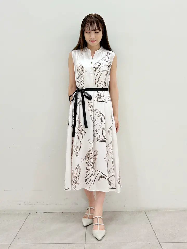 GRACE CONTINENTAL Miu Akamatsu コーディネート画像