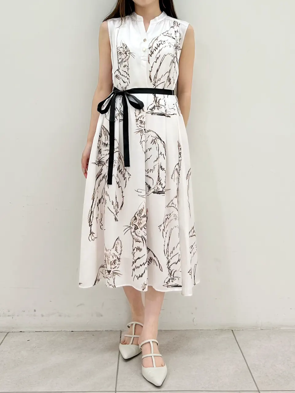 GRACE CONTINENTAL Miu Akamatsu コーディネート画像