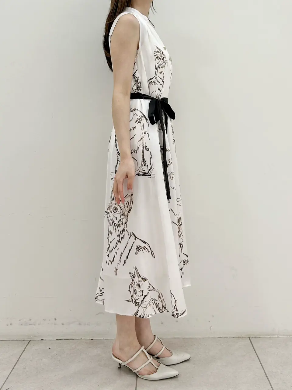 GRACE CONTINENTAL Miu Akamatsu コーディネート画像