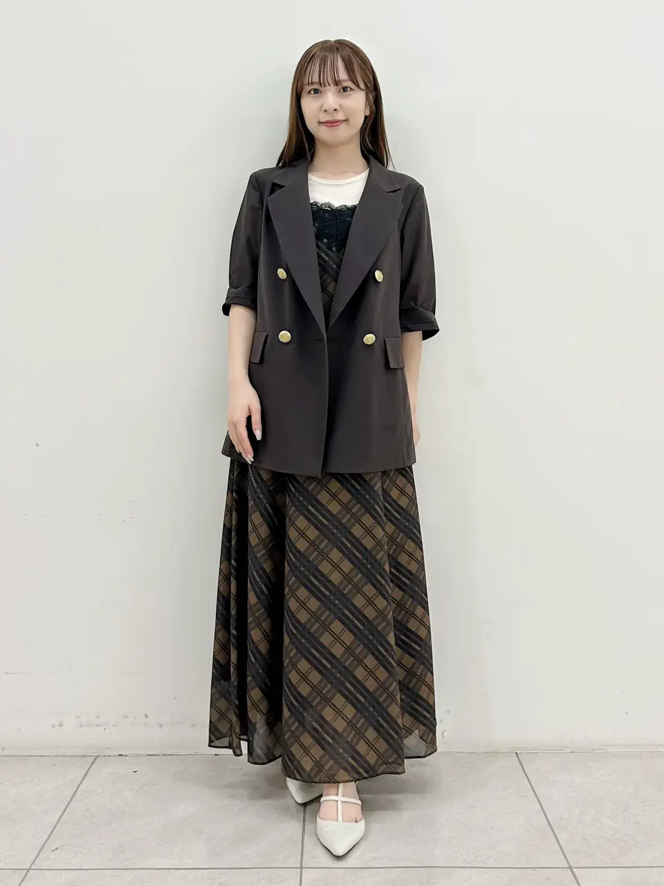  Miu Akamatsu コーディネート画像