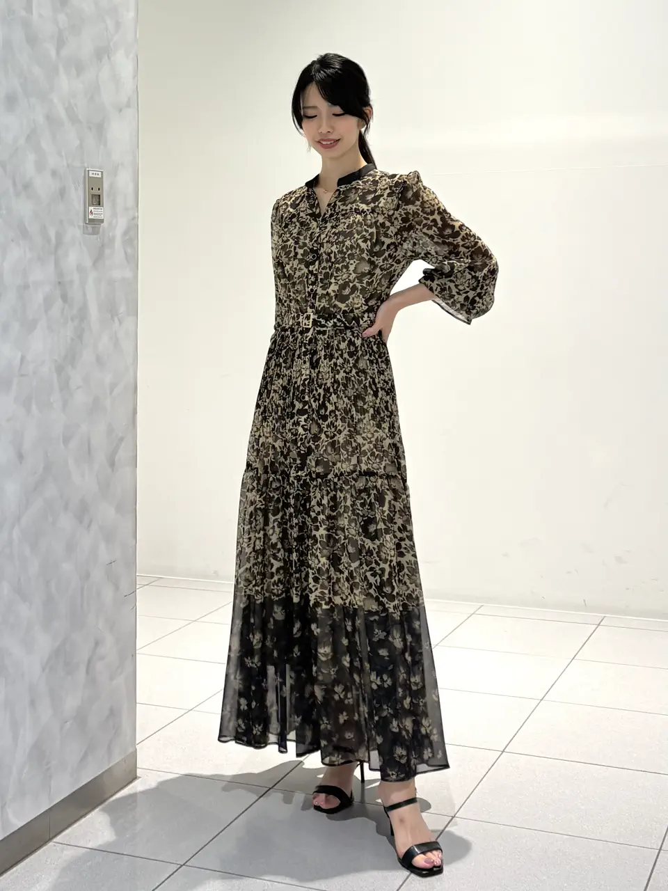 GRACE CONTINENTAL FUKUSHIMA YURIE コーディネート画像