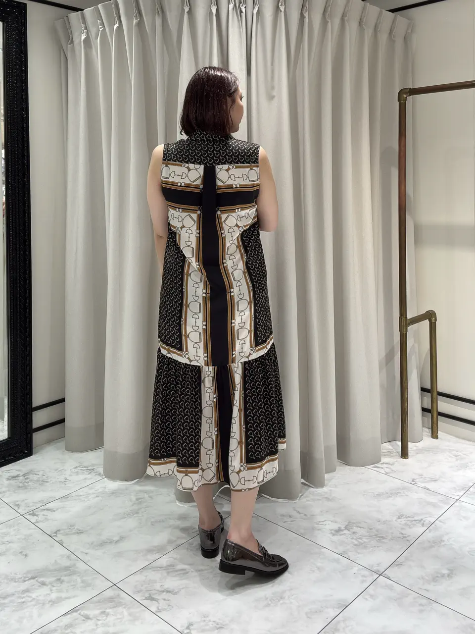 GRACE CONTINENTAL Izumi コーディネート画像