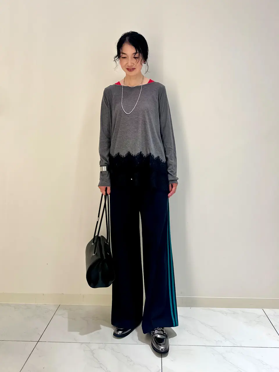  尾田亜沙美 コーディネート画像