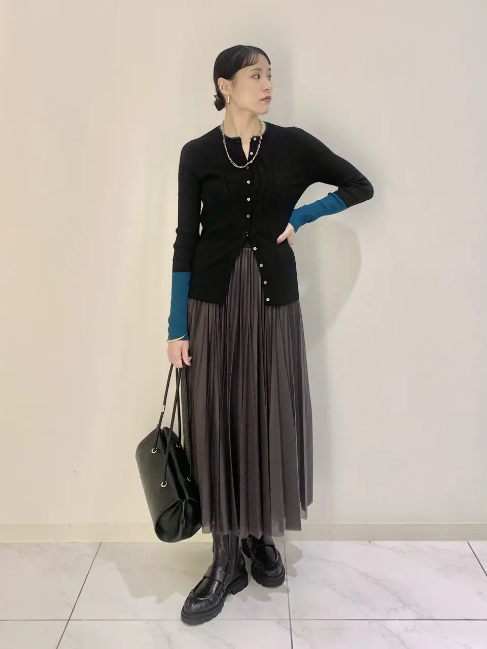  haruka iwasaki コーディネート画像
