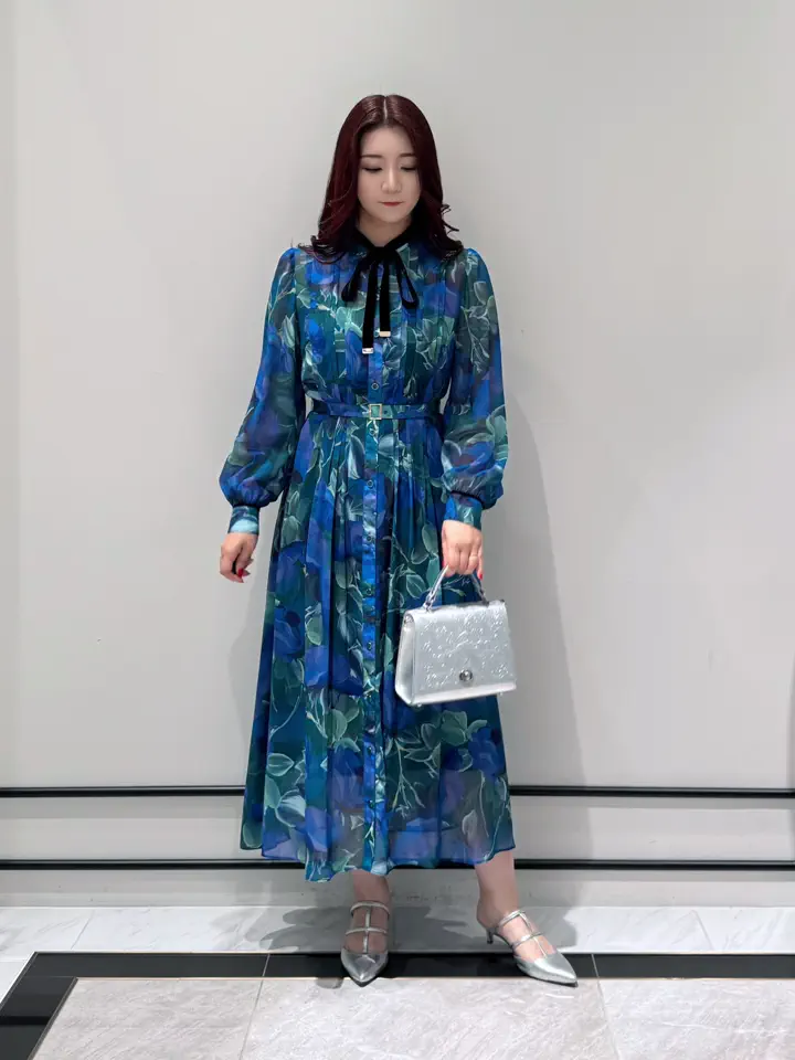 GRACE CONTINENTAL MOMOKO コーディネート画像