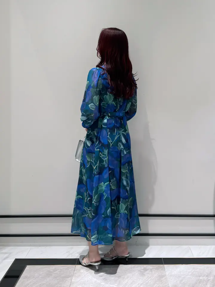GRACE CONTINENTAL MOMOKO コーディネート画像