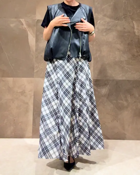 GRACE CONTINENTAL 穐山　香織 コーディネート画像