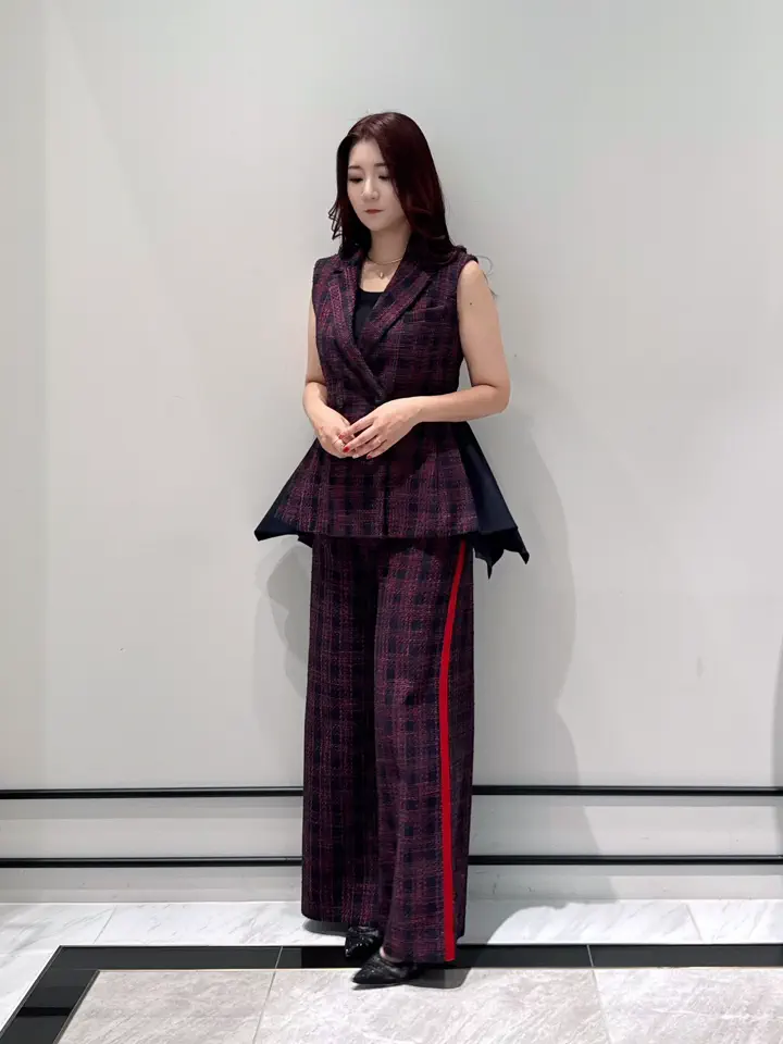 GRACE CONTINENTAL MOMOKO コーディネート画像