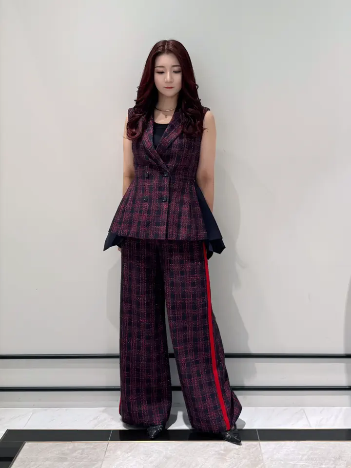 GRACE CONTINENTAL MOMOKO コーディネート画像