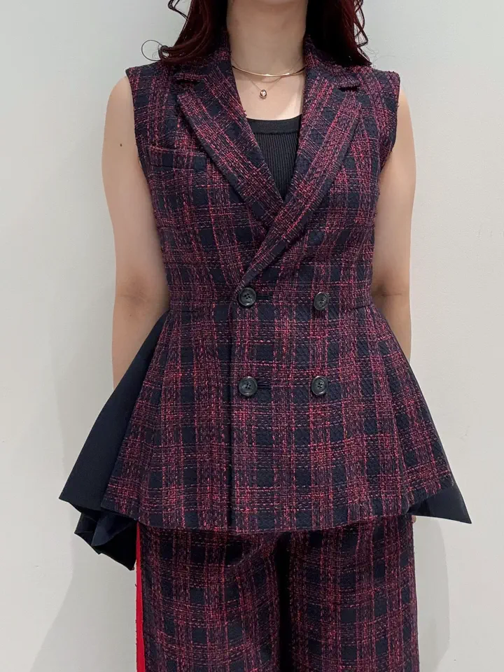 GRACE CONTINENTAL MOMOKO コーディネート画像