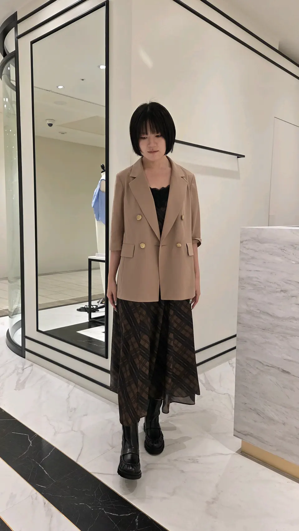 GRACE CONTINENTAL Akari コーディネート画像