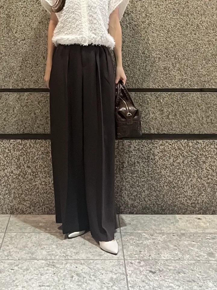 GRACE CONTINENTAL ERINA KATO コーディネート画像