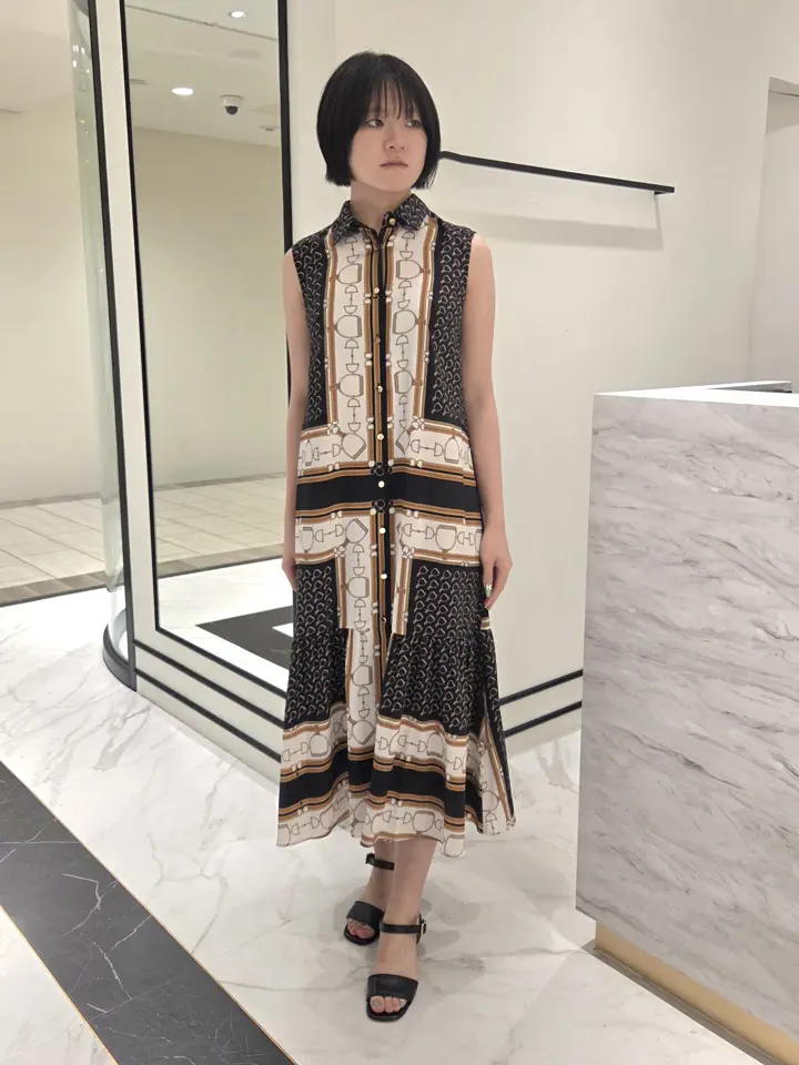 GRACE CONTINENTAL Akari コーディネート画像