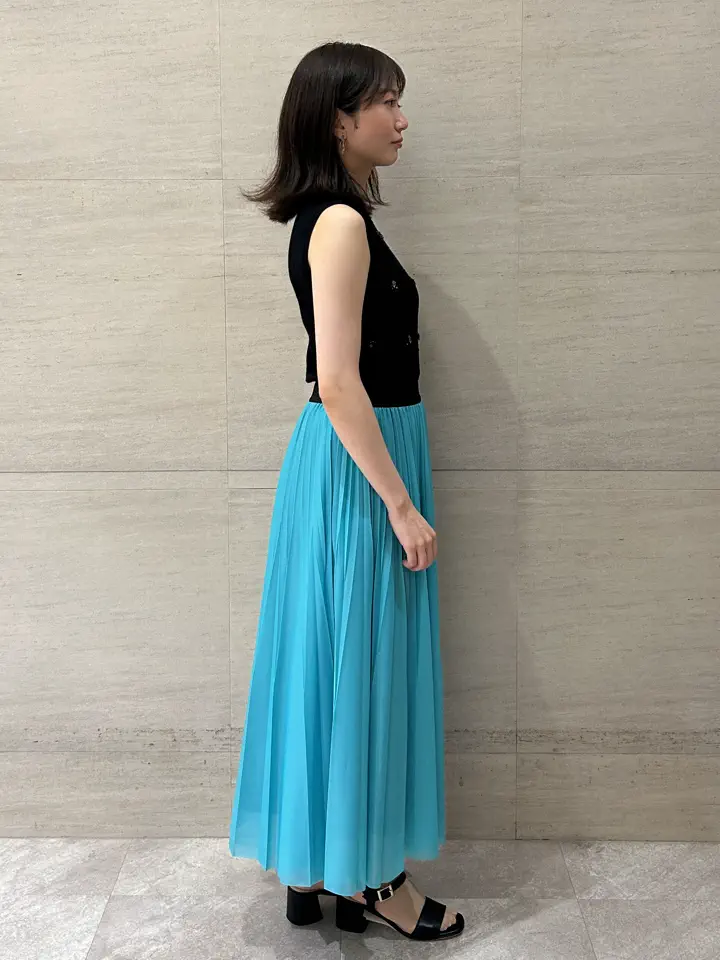 GRACE CONTINENTAL Wakazono コーディネート画像
