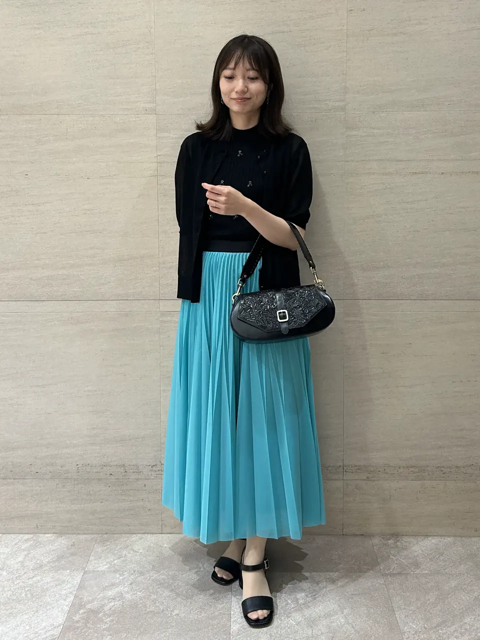 GRACE CONTINENTAL Wakazono コーディネート画像