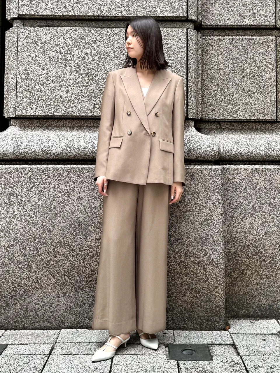 GRACE CONTINENTAL 伊藤　静華 コーディネート画像