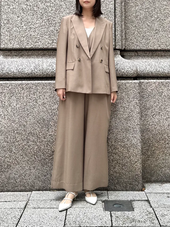 GRACE CONTINENTAL 伊藤　静華 コーディネート画像