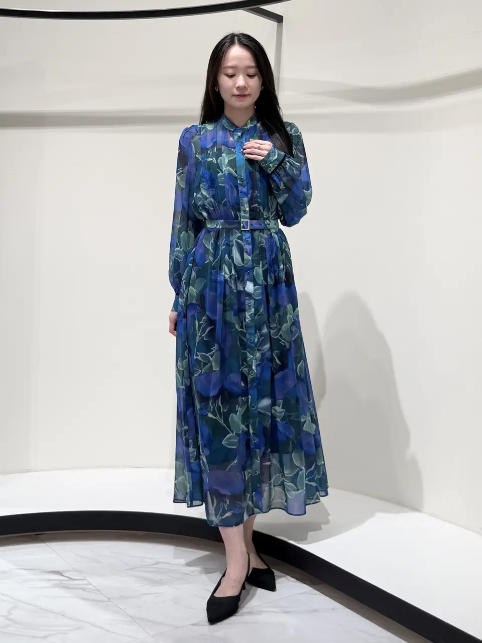 GRACE CONTINENTAL Suzuka コーディネート画像