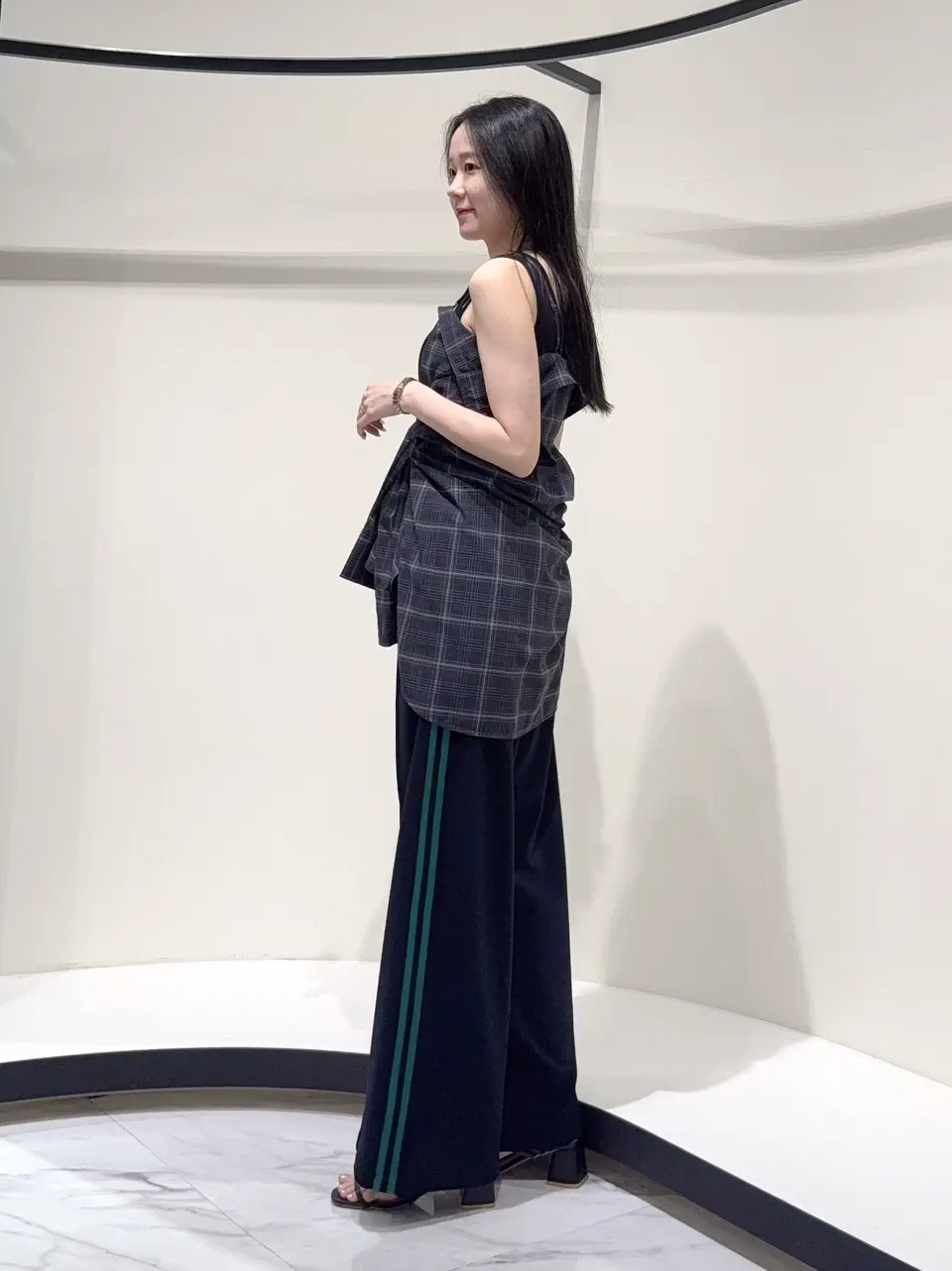 GRACE CONTINENTAL Suzuka コーディネート画像