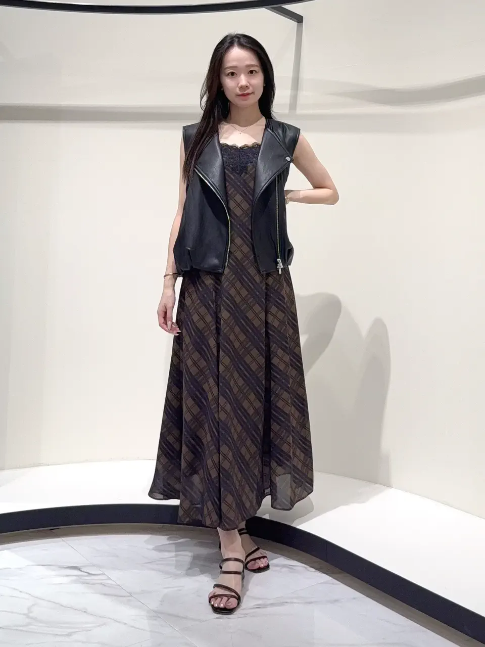 GRACE CONTINENTAL Suzuka コーディネート画像