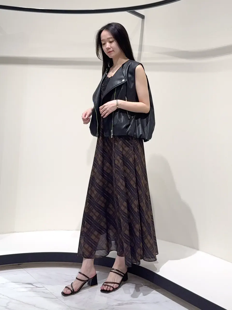 GRACE CONTINENTAL Suzuka コーディネート画像