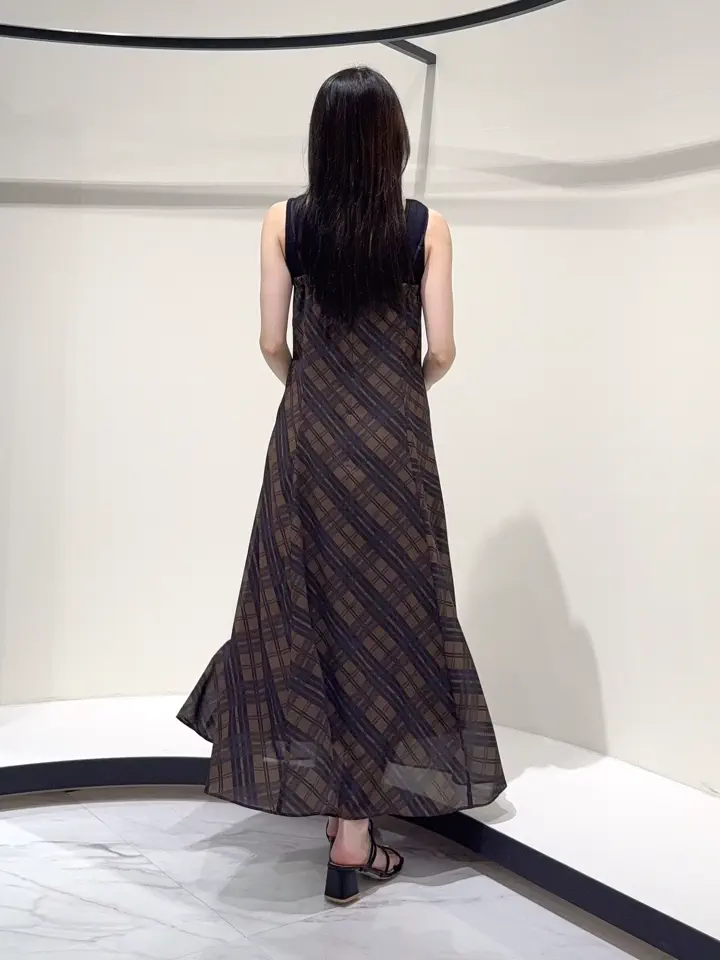 GRACE CONTINENTAL Suzuka コーディネート画像