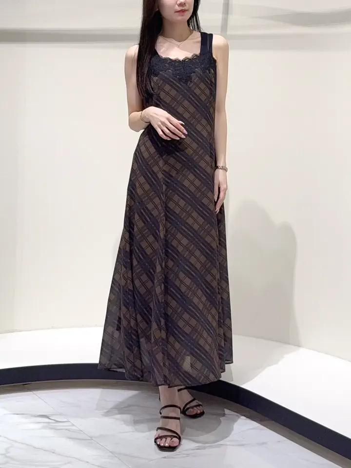 GRACE CONTINENTAL Suzuka コーディネート画像