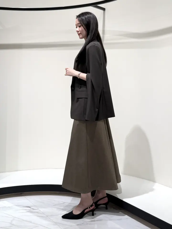 GRACE CONTINENTAL Suzuka コーディネート画像