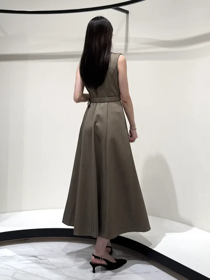 GRACE CONTINENTAL Suzuka コーディネート画像