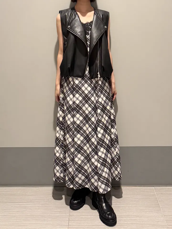 GRACE CONTINENTAL MORITA AI コーディネート画像