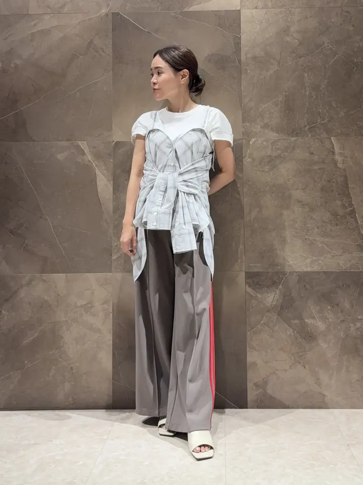 GRACE CONTINENTAL 穐山　香織 コーディネート画像