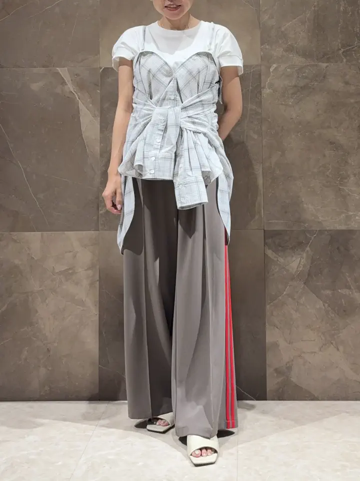 GRACE CONTINENTAL 穐山　香織 コーディネート画像