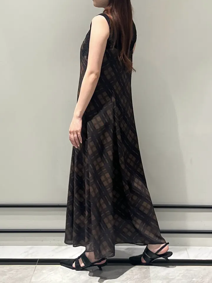 GRACE CONTINENTAL RIKO コーディネート画像