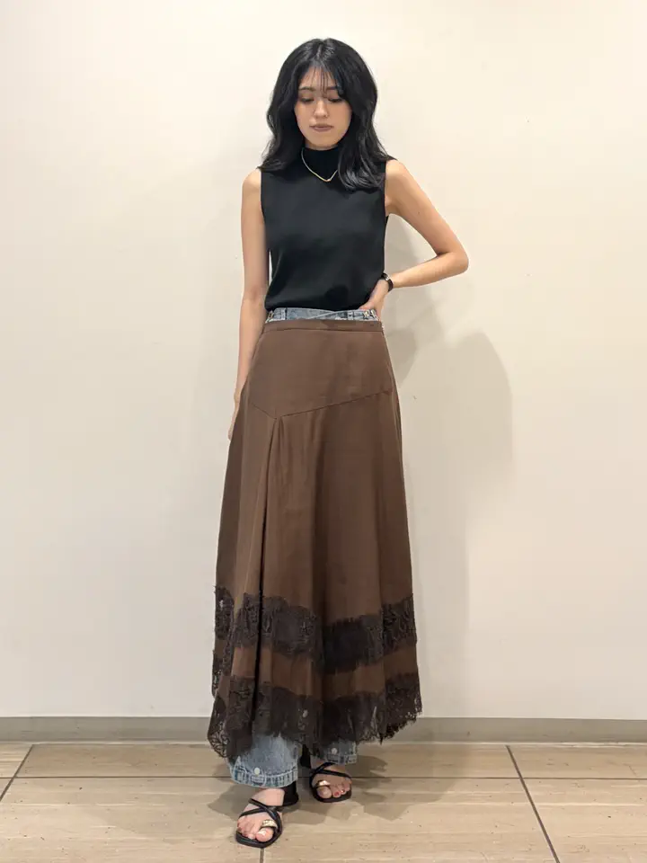 GRACE CONTINENTAL yoshi コーディネート画像