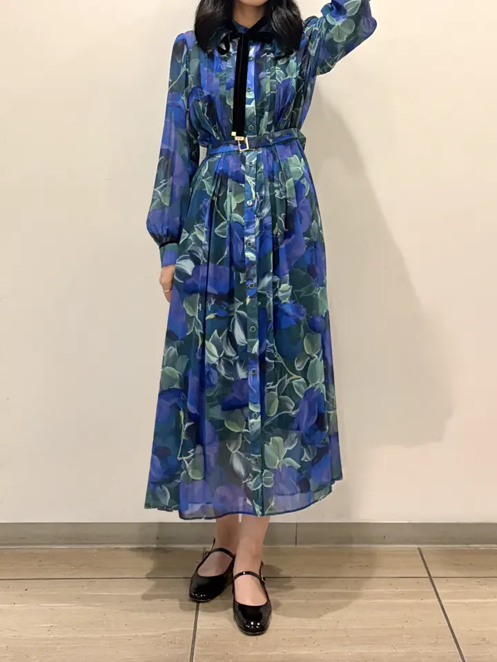 GRACE CONTINENTAL yoshi コーディネート画像