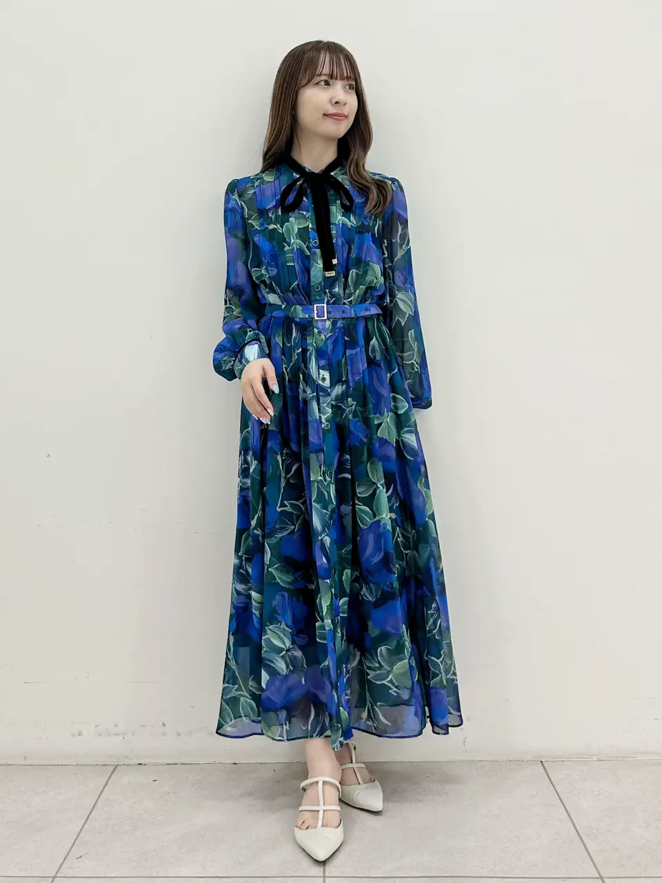  Miu Akamatsu コーディネート画像