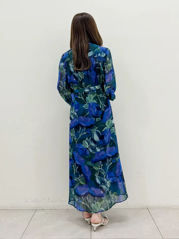 GRACE CONTINENTAL Miu Akamatsu コーディネート画像