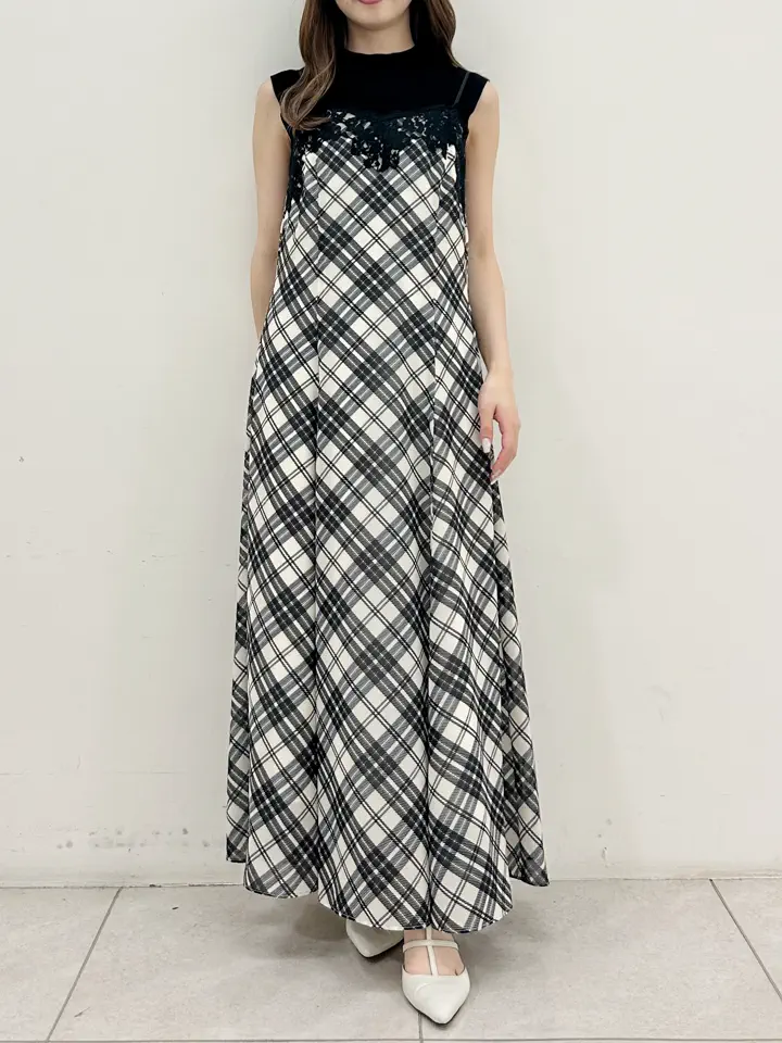 GRACE CONTINENTAL Miu Akamatsu コーディネート画像
