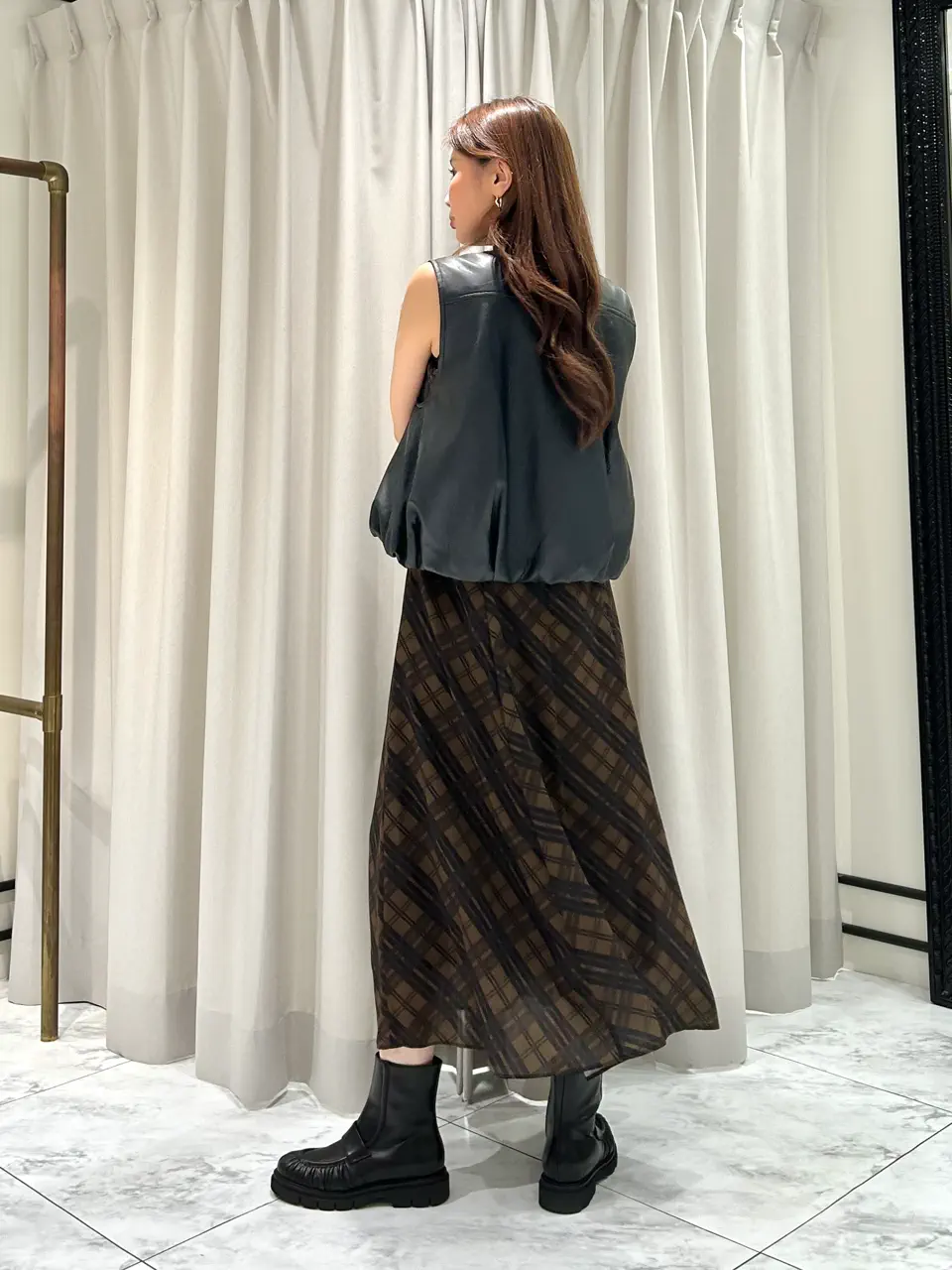 GRACE CONTINENTAL 志田　悠 コーディネート画像