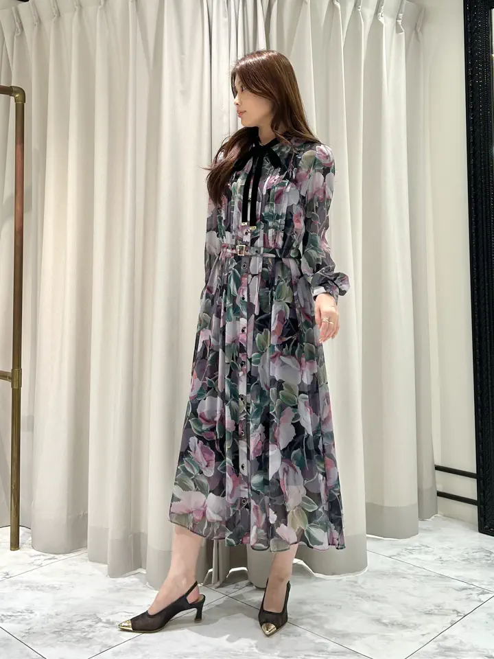 GRACE CONTINENTAL 志田　悠 コーディネート画像