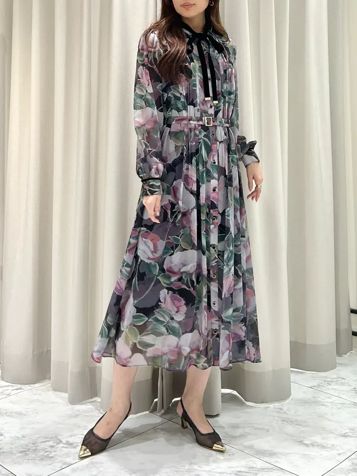 GRACE CONTINENTAL 志田　悠 コーディネート画像