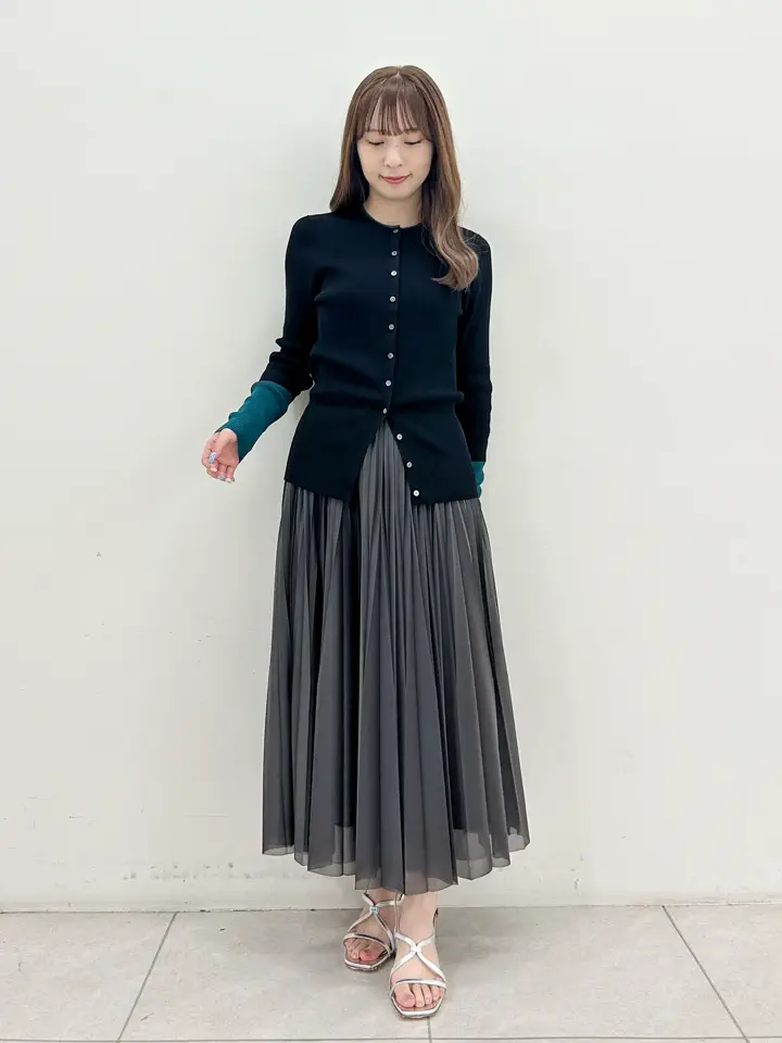 GRACE CONTINENTAL Miu Akamatsu コーディネート画像