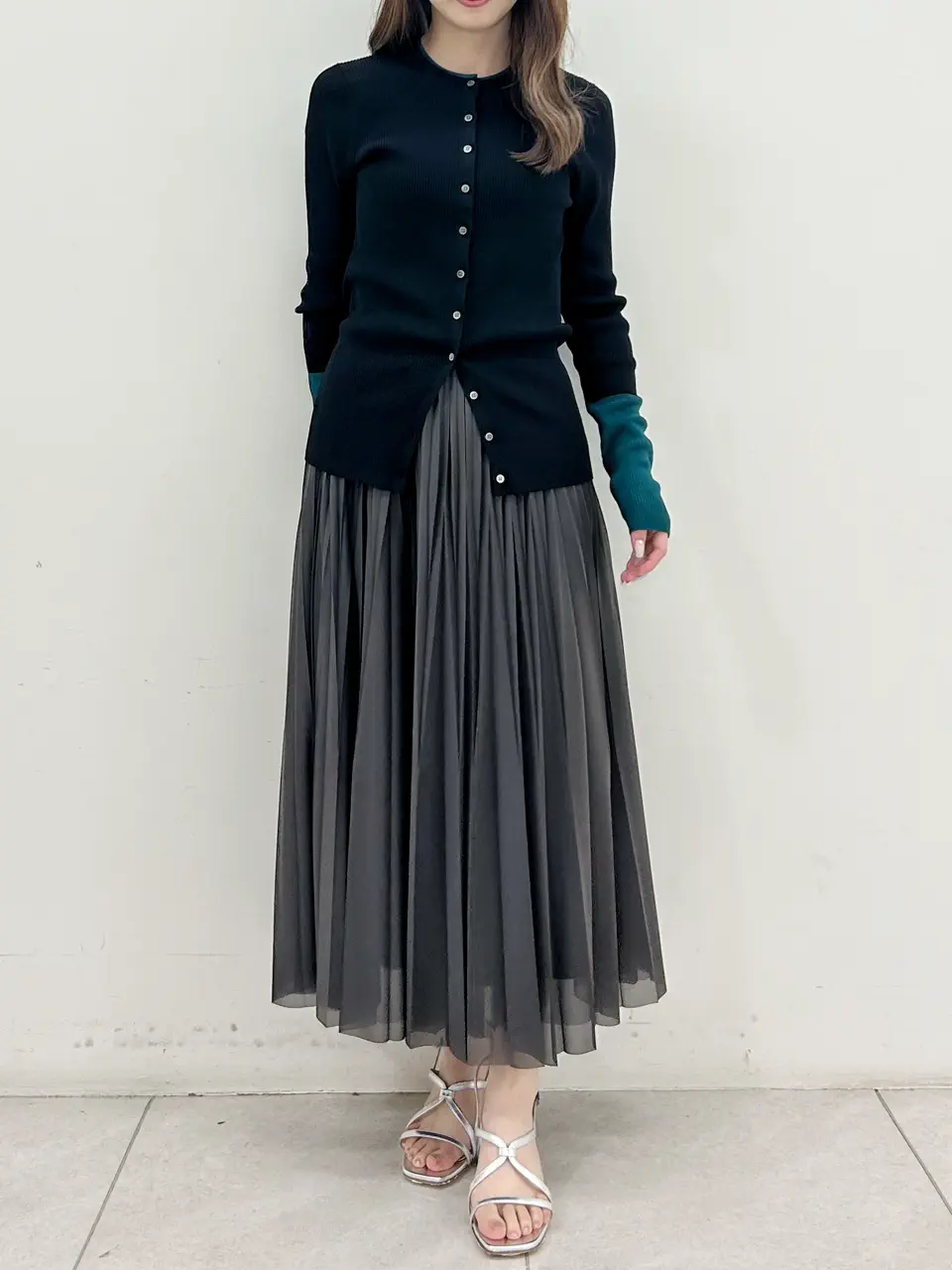GRACE CONTINENTAL Miu Akamatsu コーディネート画像