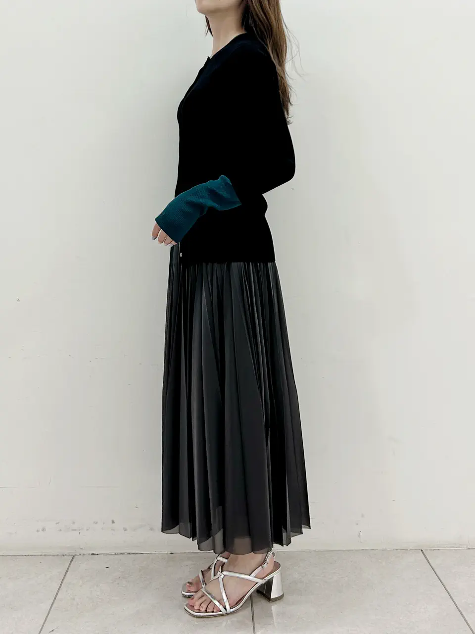 GRACE CONTINENTAL Miu Akamatsu コーディネート画像