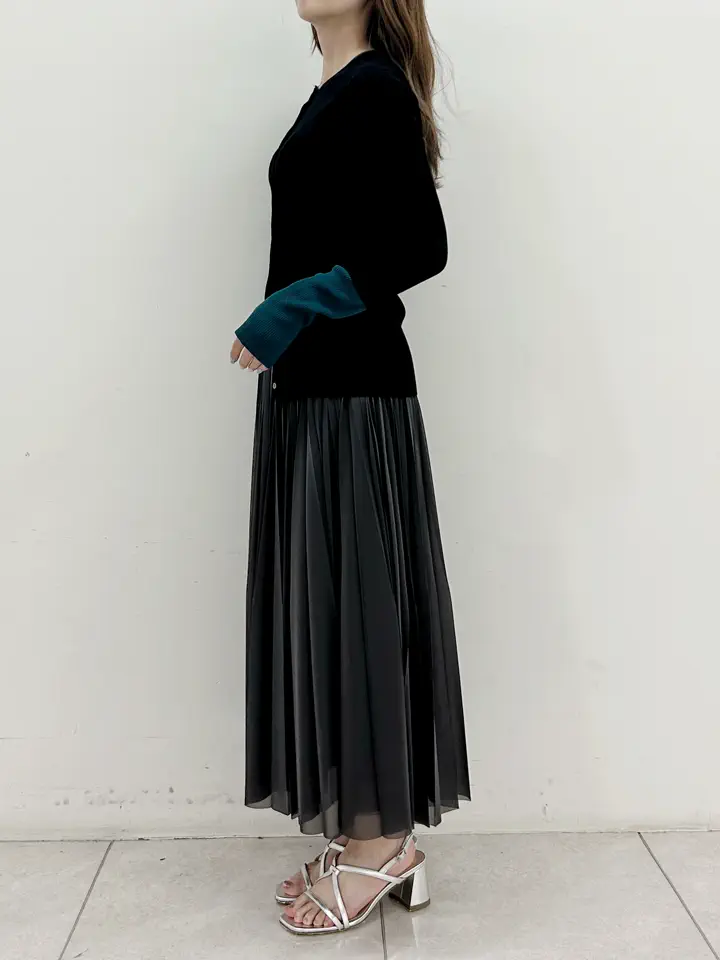GRACE CONTINENTAL Miu Akamatsu コーディネート画像