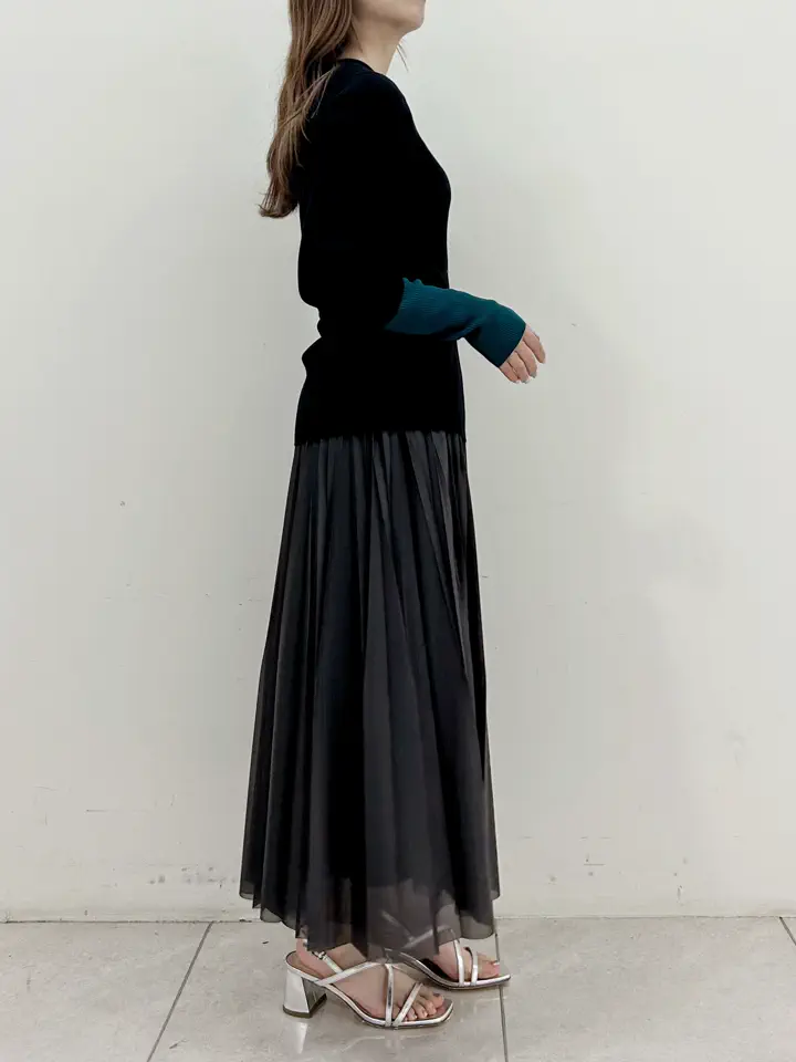 GRACE CONTINENTAL Miu Akamatsu コーディネート画像