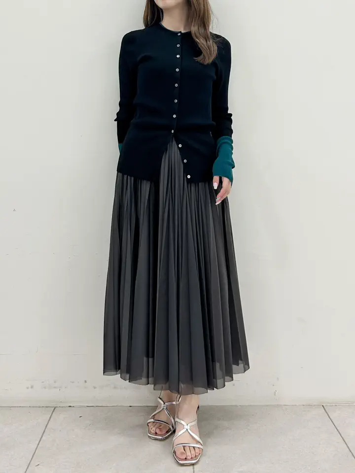 GRACE CONTINENTAL Miu Akamatsu コーディネート画像