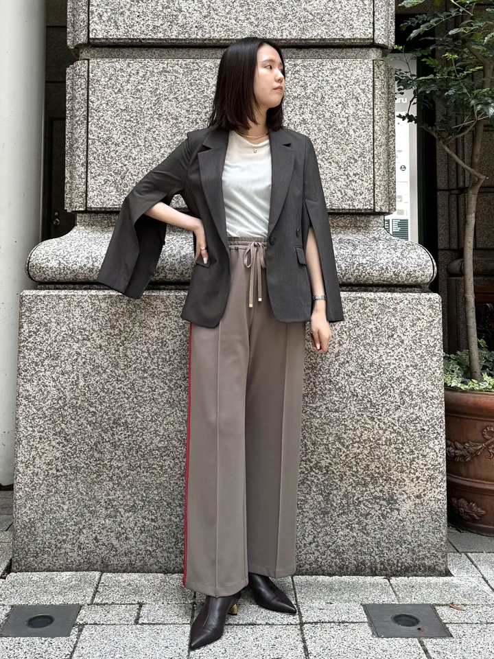 GRACE CONTINENTAL 伊藤　静華 コーディネート画像