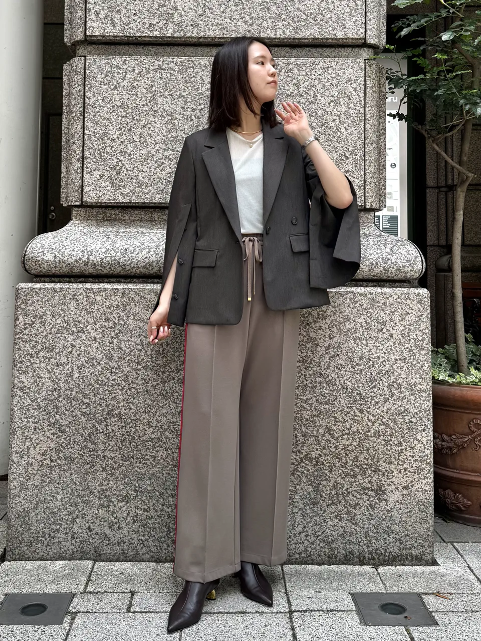 GRACE CONTINENTAL 伊藤　静華 コーディネート画像