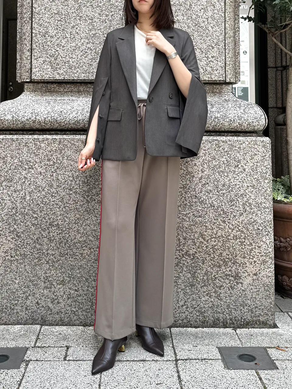 GRACE CONTINENTAL 伊藤　静華 コーディネート画像